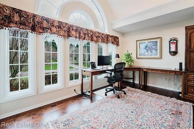 1859 Haverhill Drive, Rochester Hills, MI 48306