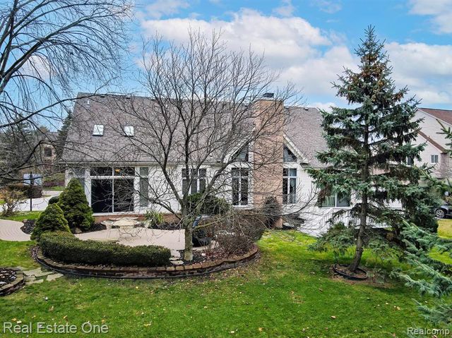 1859 Haverhill Drive, Rochester Hills, MI 48306