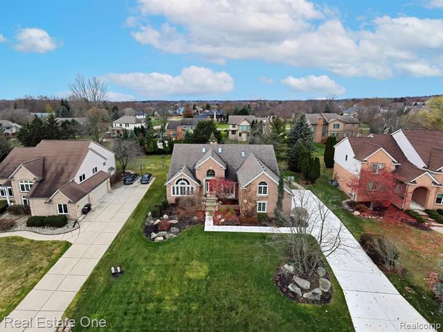 1859 Haverhill Drive, Rochester Hills, MI 48306