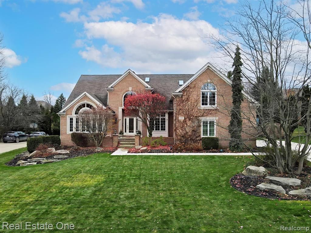 1859 Haverhill Drive, Rochester Hills, MI 48306