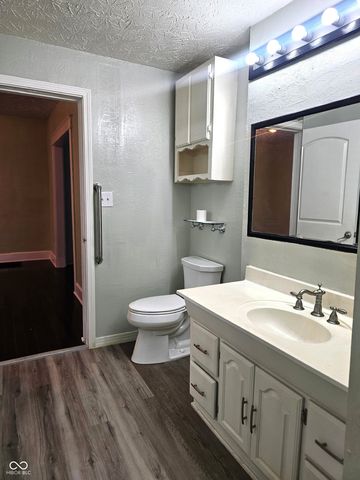 2530 Lincoln Street, Anderson, IN 46016