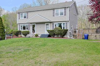 46 Windham Rd # B, Hudson, NH 03051