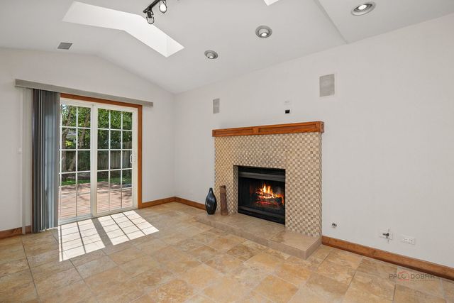 1349 Spalding Drive, Mundelein, IL 60060