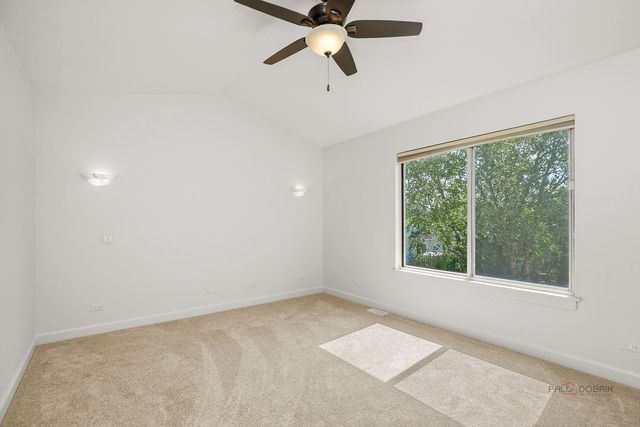 1349 Spalding Drive, Mundelein, IL 60060