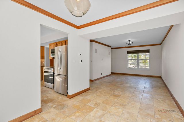 1349 Spalding Drive, Mundelein, IL 60060