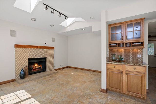 1349 Spalding Drive, Mundelein, IL 60060