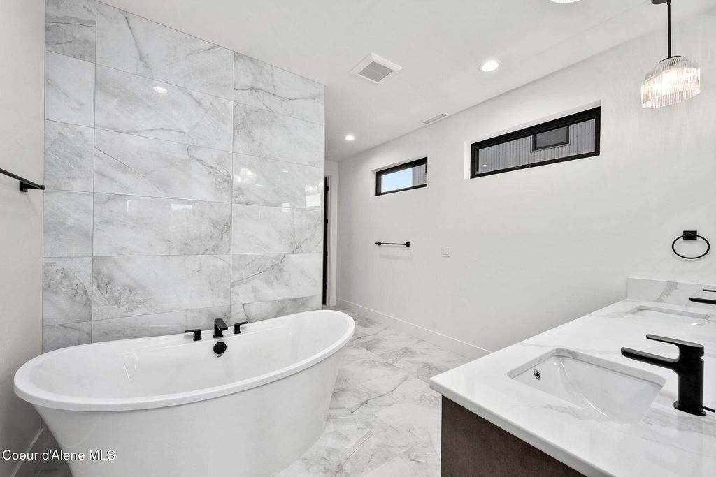 3002 W LUMBER LANE, Coeur d'Alene, ID 83814 photo 23