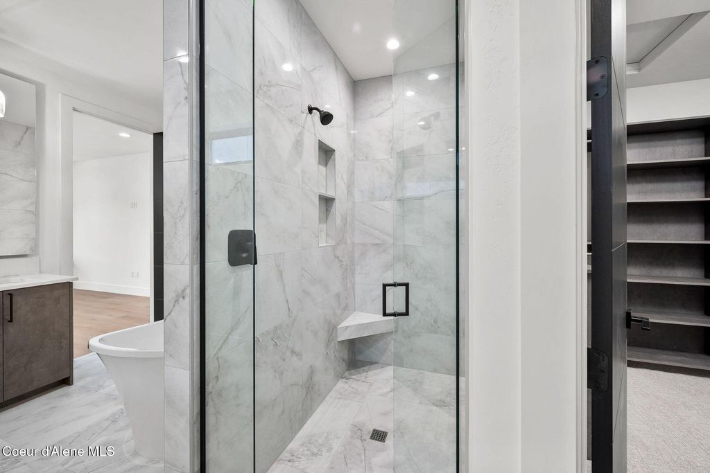 3002 W LUMBER LANE, Coeur d'Alene, ID 83814 photo 25