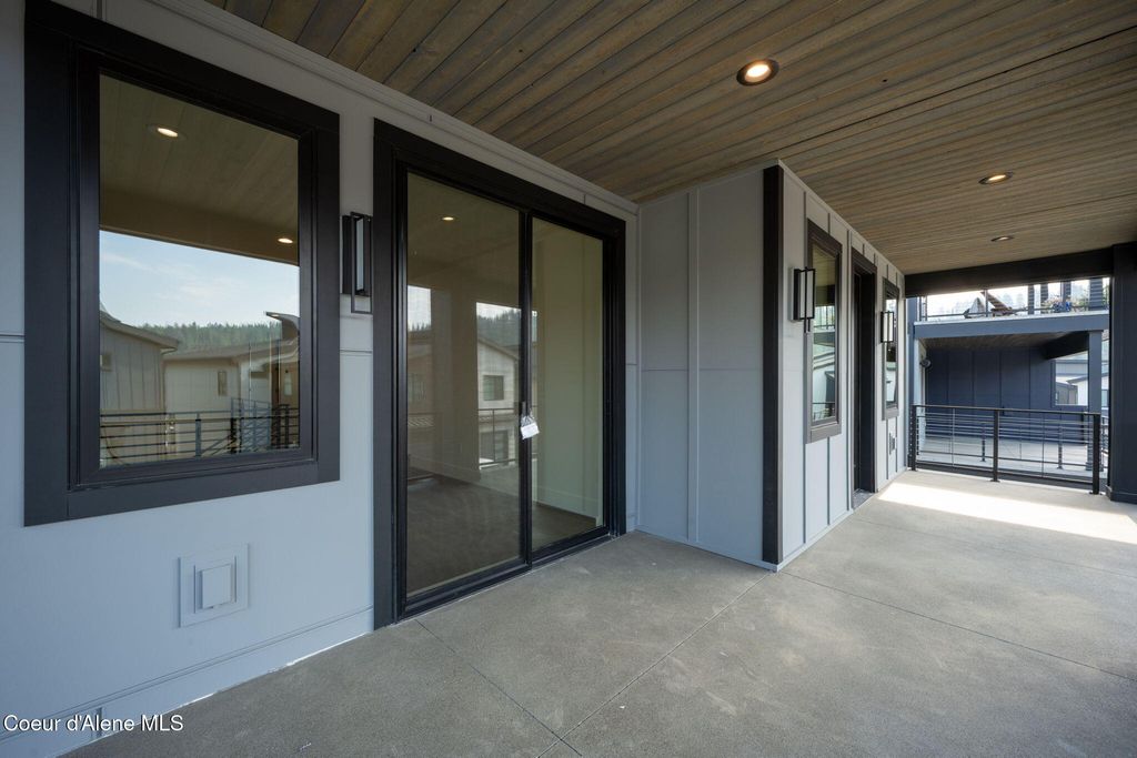 3002 W LUMBER LANE, Coeur d'Alene, ID 83814 photo 31