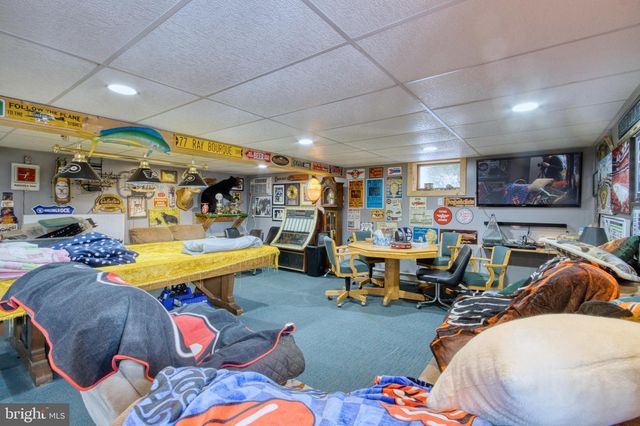 128 CIRCLE DR, Harrisburg, PA 17112