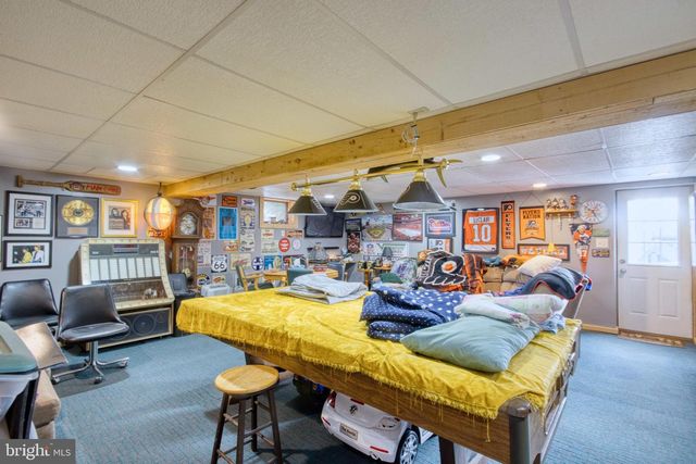 128 CIRCLE DR, Harrisburg, PA 17112