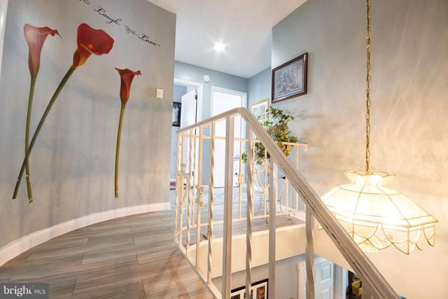 128 CIRCLE DR, Harrisburg, PA 17112