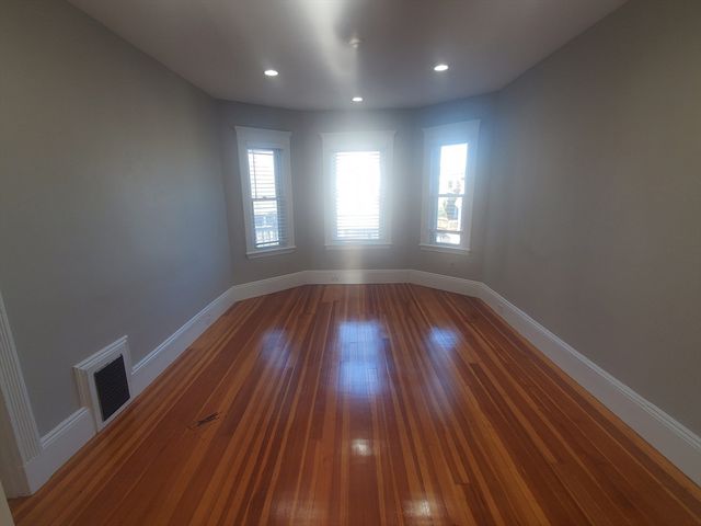 14 N Munroe Terrace 2, Boston, MA 02122