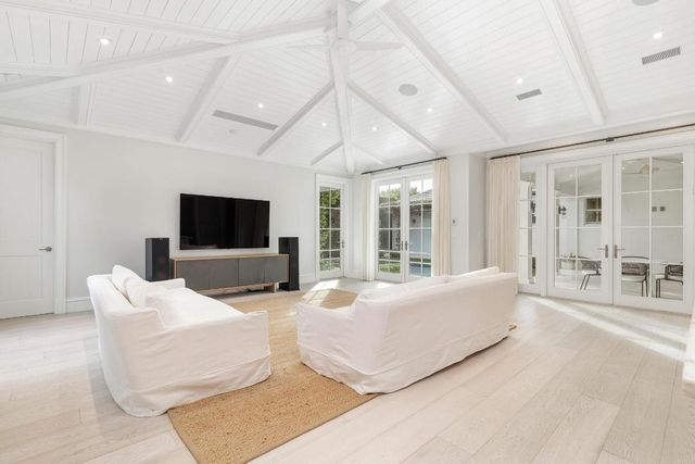 216 Sandpiper Drive, Palm Beach, FL 33480