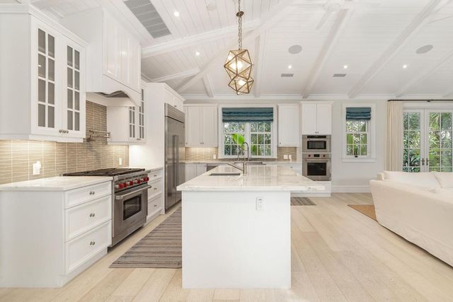 216 Sandpiper Drive, Palm Beach, FL 33480