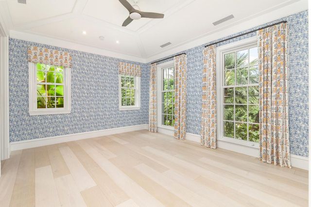 216 Sandpiper Drive, Palm Beach, FL 33480