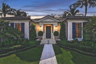 216 Sandpiper Drive, Palm Beach, FL 33480