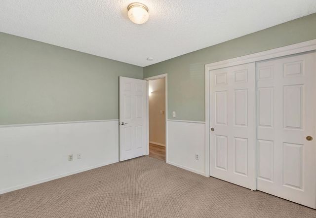 689 N Stanford Avenue, Clovis, CA 93611