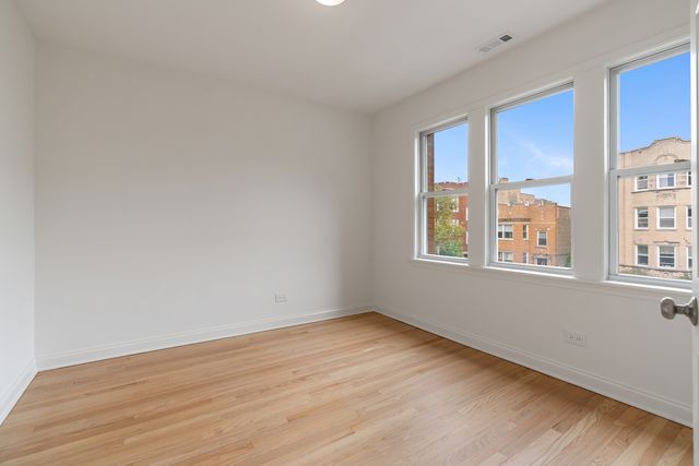 6304 N Claremont Avenue 2, Chicago, IL 60659