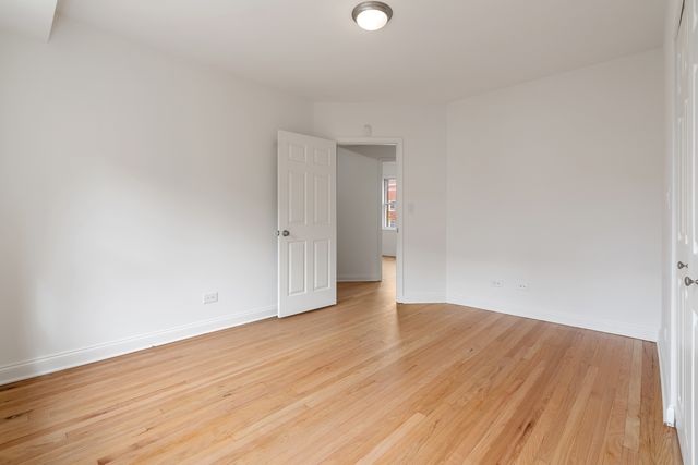 6304 N Claremont Avenue 2, Chicago, IL 60659