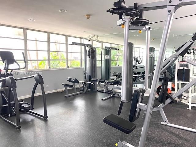 1408 Brickell Bay Dr 1009, Miami, FL 33131