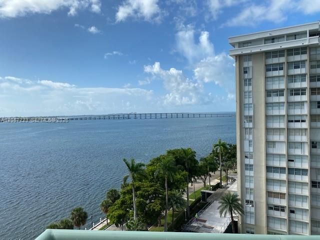 1408 Brickell Bay Dr 1009, Miami, FL 33131