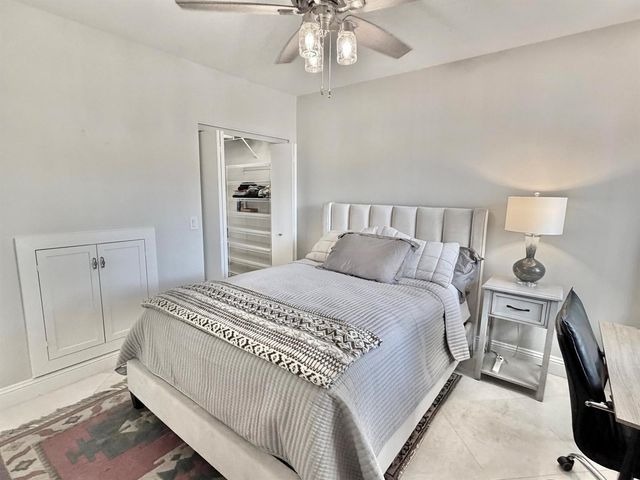 6411 Via Rosa, Boca Raton, FL 33433