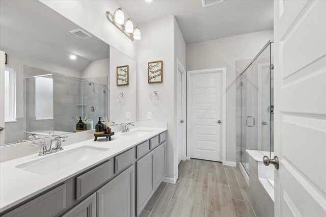 12826 Royal Ann Way, Tomball, TX 77375
