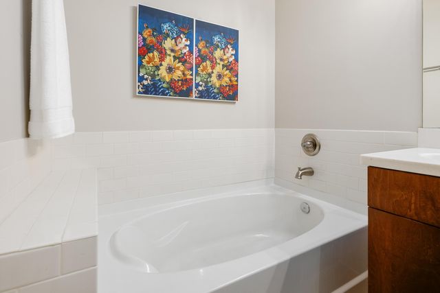 200 Manufacturers Road Apt 205, Chattanooga, TN 37405