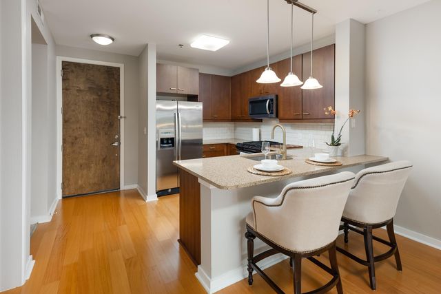 200 Manufacturers Road Apt 205, Chattanooga, TN 37405