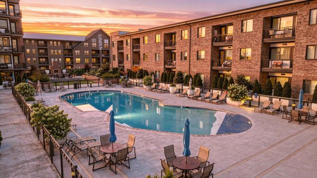 200 Manufacturers Road Apt 205, Chattanooga, TN 37405