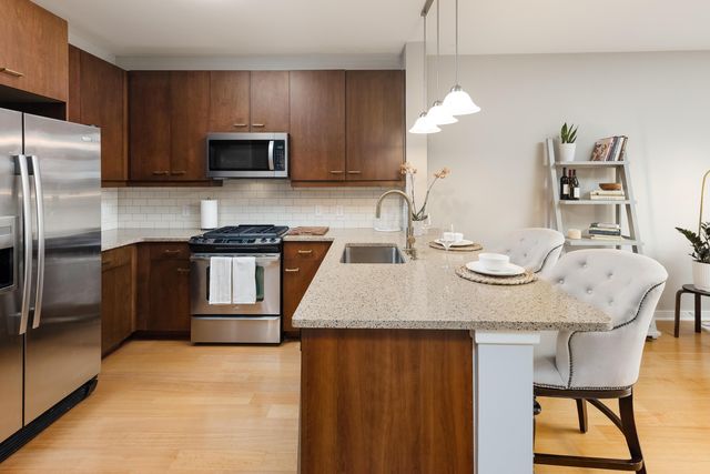 200 Manufacturers Road Apt 205, Chattanooga, TN 37405