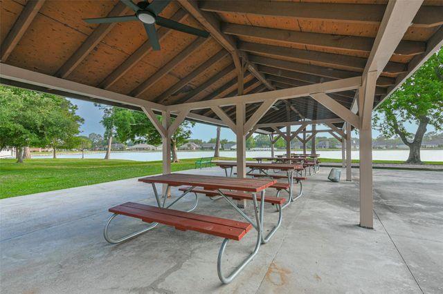 3638 Teakwood Drive, Pearland, TX 77584