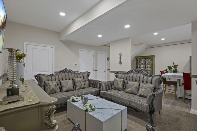 1549 Delbert Road, Columbus, OH 43219