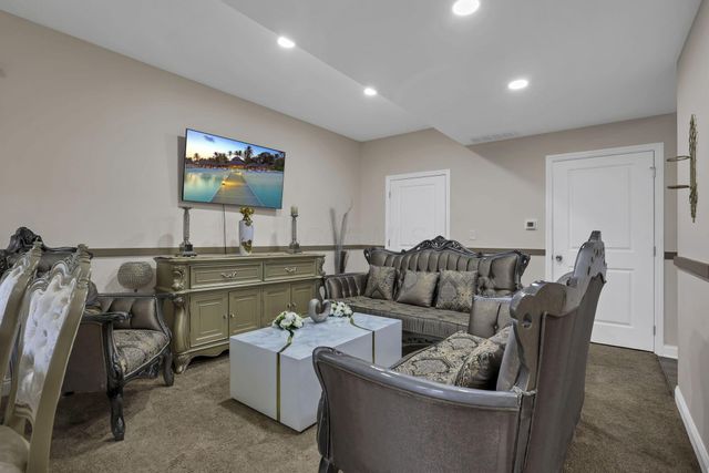 1549 Delbert Road, Columbus, OH 43219