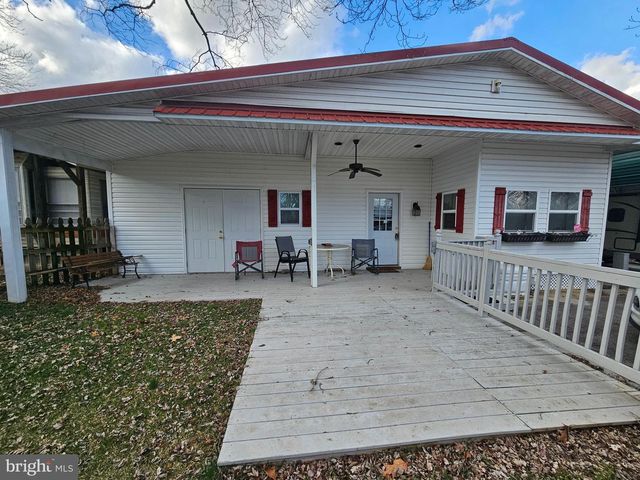 BLOCK 18 LOT 44 HOLLOW LOG, Falling Waters, WV 25419