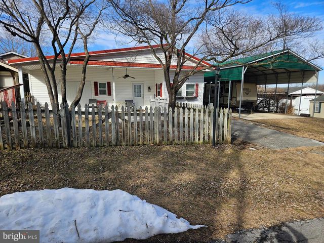 BLOCK 18 LOT 44 HOLLOW LOG, Falling Waters, WV 25419