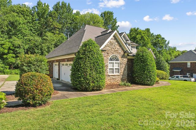 9517 Truelight Church Road, Charlotte, NC 28227