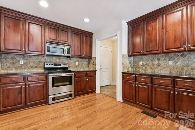9517 Truelight Church Road, Charlotte, NC 28227