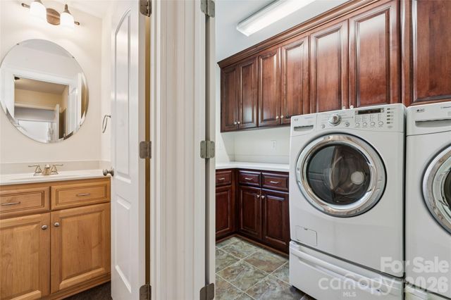 9517 Truelight Church Road, Charlotte, NC 28227
