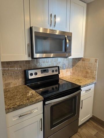 1450 SE 3rd Avenue 302, Dania Beach, FL 33004