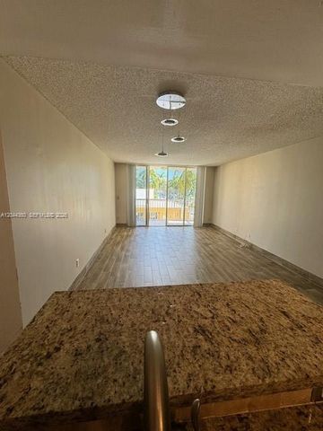 1450 SE 3rd Avenue 302, Dania Beach, FL 33004
