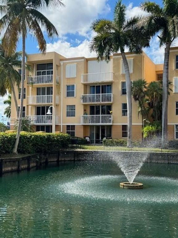 1450 SE 3rd Avenue 302, Dania Beach, FL 33004
