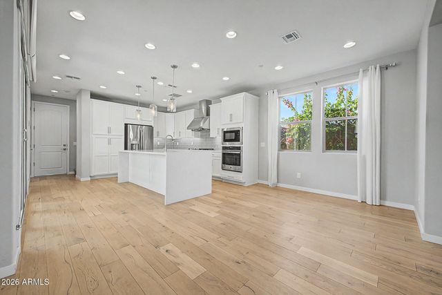 1941 S WALLRADE Lane, Gilbert, AZ 85295