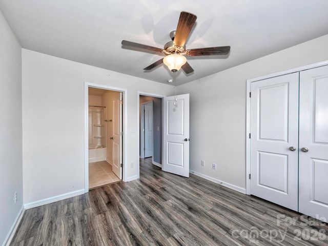 915 Emma Kate Court, Lake Wylie, SC 29710