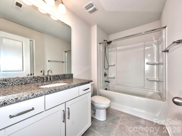 915 Emma Kate Court, Lake Wylie, SC 29710