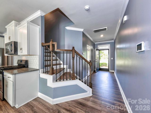 915 Emma Kate Court, Lake Wylie, SC 29710