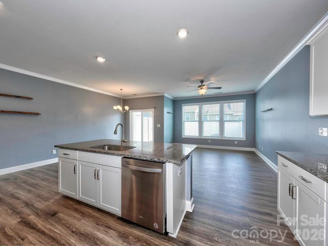915 Emma Kate Court, Lake Wylie, SC 29710