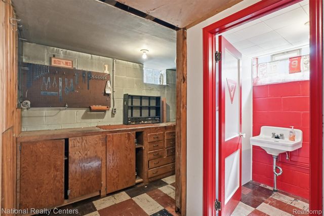 9951 Marion, Redford Charter Township, MI 48239