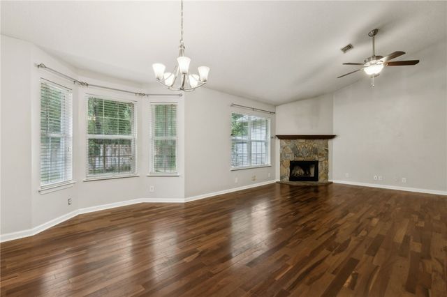 107 Hydrangea Road, Kingsland, GA 31548